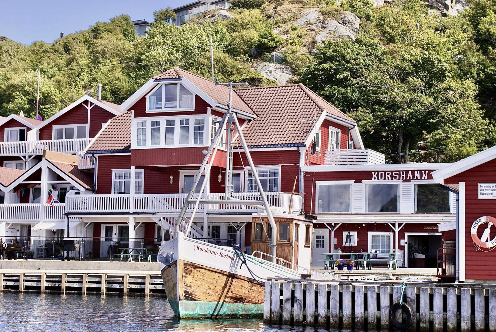 Апартаменты Korshamn Rorbuer Люнгдал Экстерьер фото
